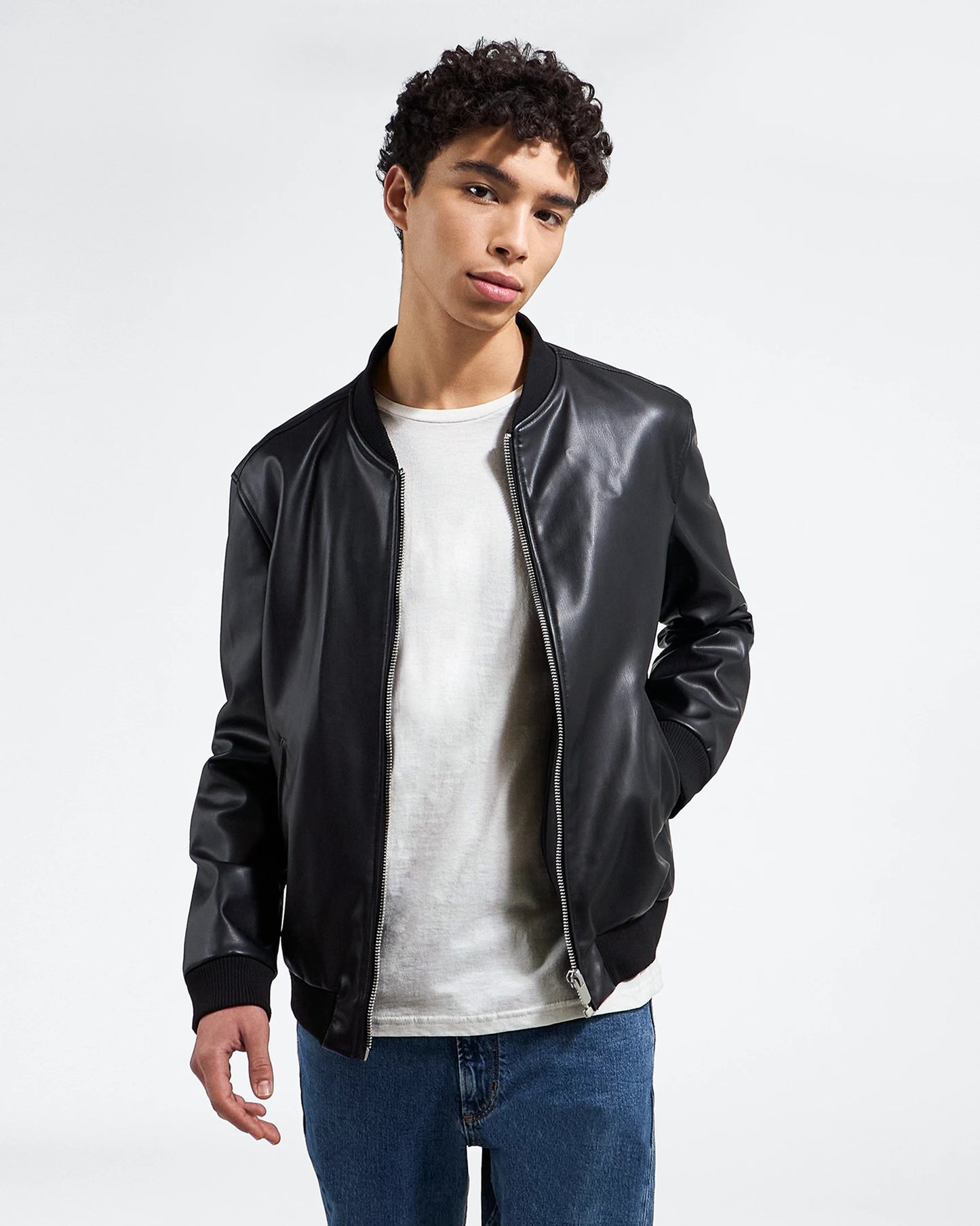 5aba0e52-1025-4ec2-81a0-155f3f38bf6a